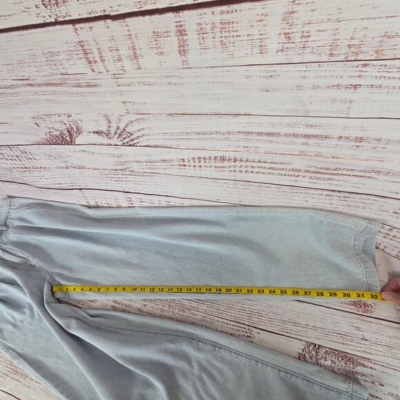 Paige Womens Bella Baggy Jeans in Beaumont Light Wash 28 Pleats Pockets Minimal - Picture 14 of 15